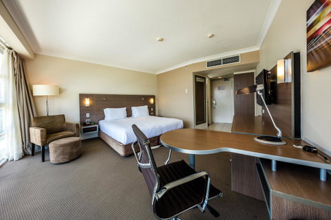 DoubleTree By Hilton Cairns - Accommodation Mermaid Beach 21