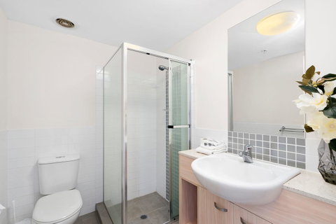 Wings Resort, Apartments And 2 Story Penthouses - We Accommodate - Accommodation Mermaid Beach 17