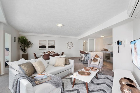 Wings Resort, Apartments And 2 Story Penthouses - We Accommodate - Accommodation Mermaid Beach 11