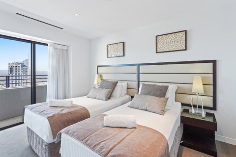 Holiday Holiday Soul Apartments - Accommodation Mermaid Beach 11