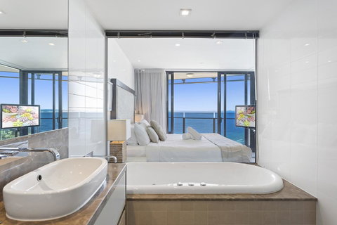 Holiday Holiday Soul Apartments - Accommodation Mermaid Beach 4