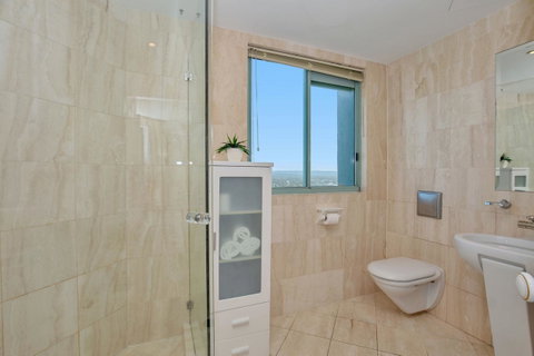 The Waterford On Main Beach - Accommodation Mermaid Beach 39