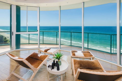 The Waterford On Main Beach - Accommodation Mermaid Beach 1