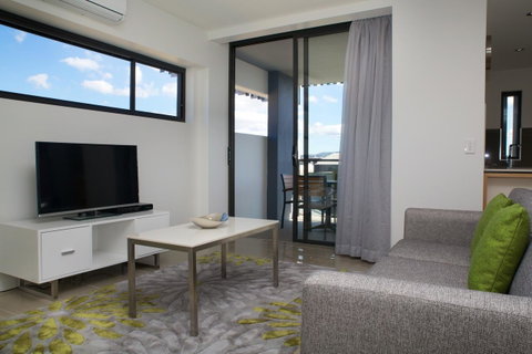 Atrio Apartments - Accommodation Mermaid Beach 14