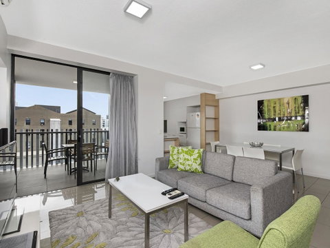 Atrio Apartments - Accommodation Mermaid Beach 1