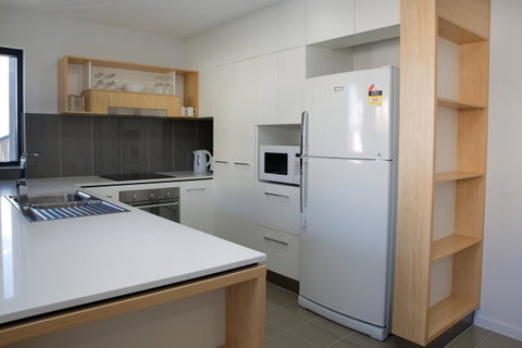 Atrio Apartments - Accommodation Mermaid Beach 12