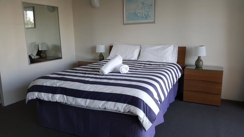 The Penthouses Apartments - Accommodation Mermaid Beach 31