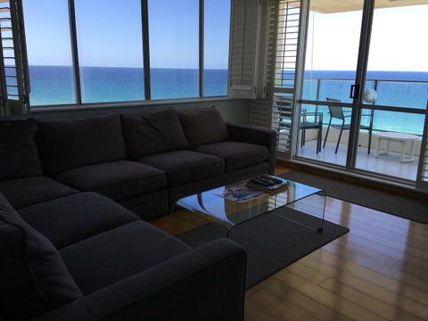 The Penthouses Apartments - Accommodation Mermaid Beach 33