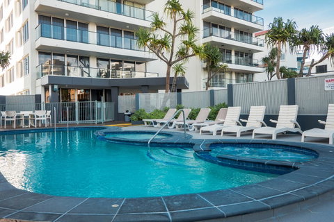 The Penthouses Apartments - Accommodation Mermaid Beach 19