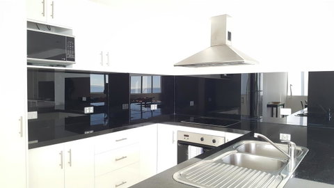 The Penthouses Apartments - Accommodation Mermaid Beach 5