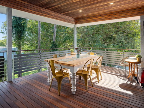 Anville Court - Accommodation Mermaid Beach 0