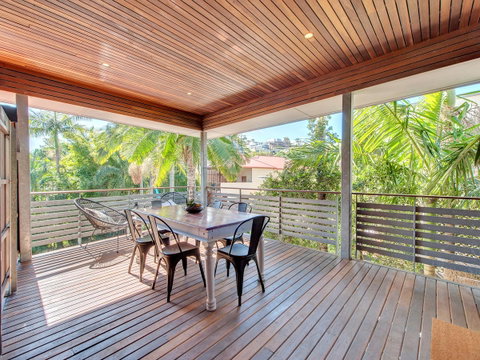 Anville Court - Accommodation Mermaid Beach 2