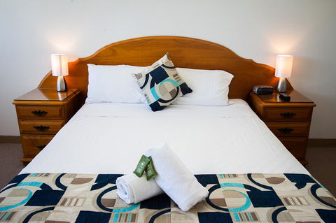 Elouera Tower - Accommodation Mermaid Beach 10