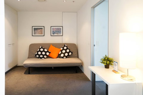 Circle On Cavill Surfers Paradise Apartments-Holiday Paradise - Accommodation Mermaid Beach 8