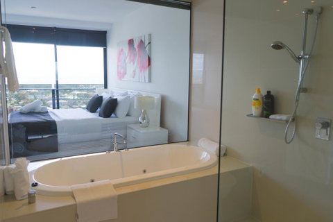 Circle On Cavill Surfers Paradise Apartments-Holiday Paradise - Accommodation Mermaid Beach 4