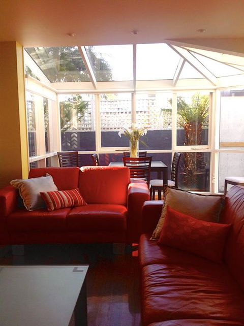 Waterloo Cottage - Accommodation Mermaid Beach 1