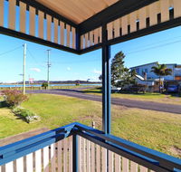Waterside Retreat - Accommodation Mermaid Beach