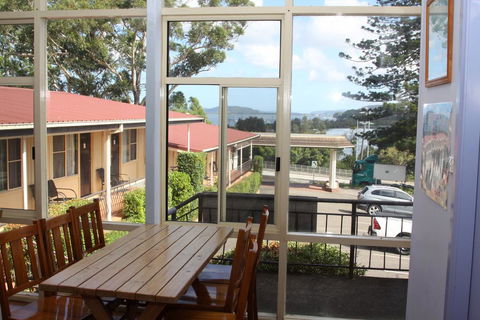 Waterview Gosford Motor Inn - Accommodation Mermaid Beach 1