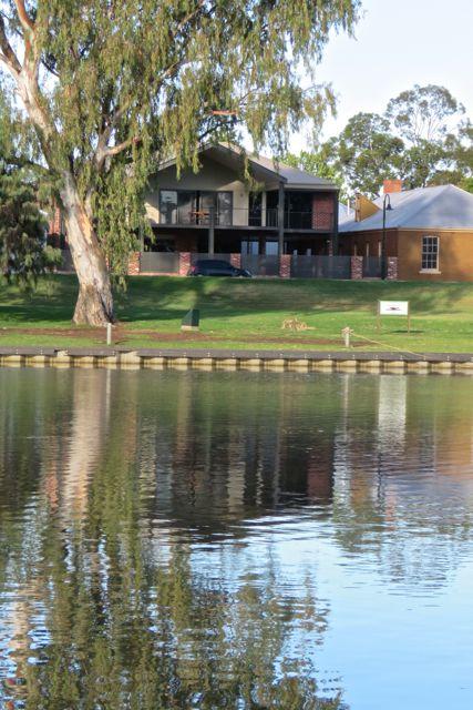 Wentworth Wharf B&B - Accommodation Mermaid Beach 3