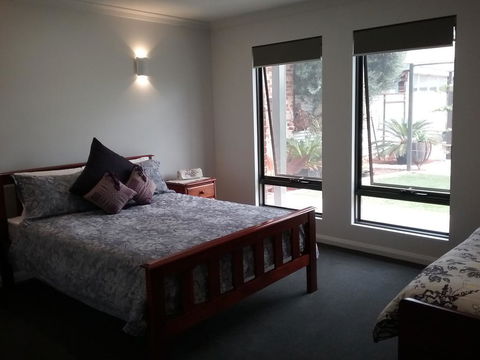 Wentworth Wharf B&B - Accommodation Mermaid Beach 1