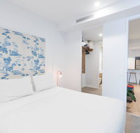 West End Executive Suite on the Brisbane River. - Accommodation Mermaid Beach