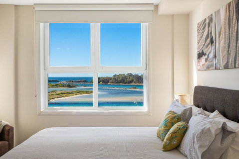 Wharf Apartment Unit 7 - Accommodation Mermaid Beach 0