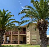 Whispering Palms - Accommodation Mermaid Beach