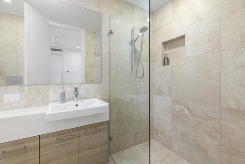 White Sands One - Accommodation Mermaid Beach 1