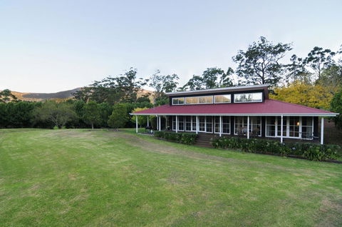 Willabrook Retreat - Mojo Cottage - Romantic Escape! - Accommodation Mermaid Beach 1