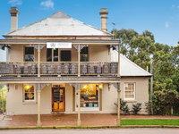 William Arnott Hotel