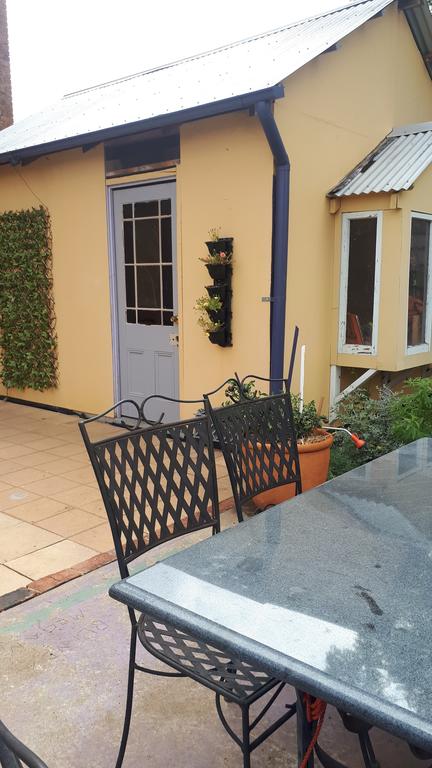 Willowgate Hall Luxury Hosted B&B - Accommodation Mermaid Beach 2
