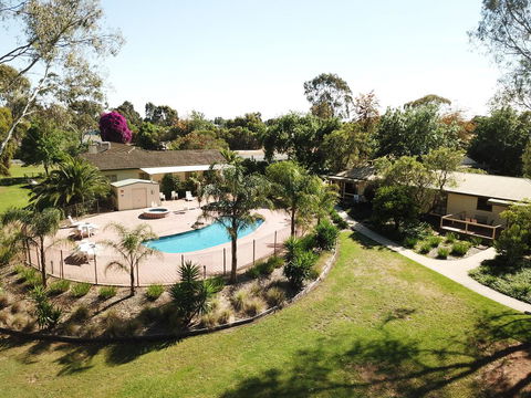 Winbi River Resort Holiday Rentals - Accommodation Mermaid Beach 3