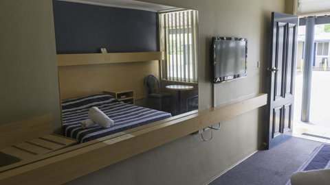 Windsor Motel - Accommodation Mermaid Beach 1