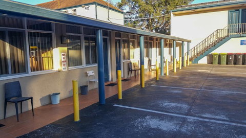 Windsor Motel - Accommodation Mermaid Beach 3