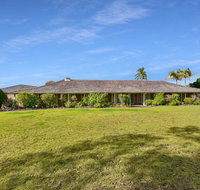 Wine Country Homestead 4-6br House