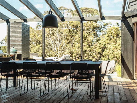 Winifred By Kinsfolk - Accommodation Mermaid Beach 1