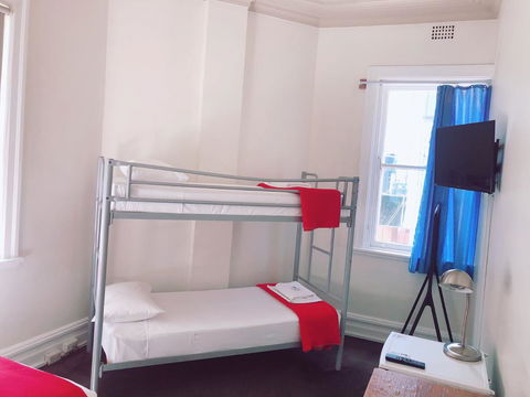 Wynyard Hotel - Accommodation Mermaid Beach 3