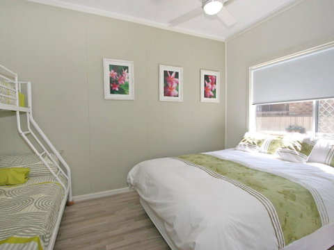 Yamba Daze - Sunrise - Pet Friendly - Accommodation Mermaid Beach 3