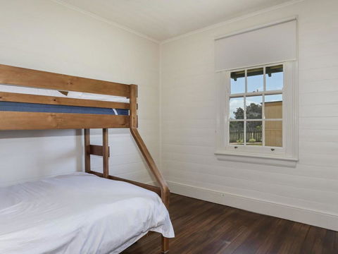 Yamba Pilot Cottage 2 - Pets Welcome - Close To Beach - Accommodation Mermaid Beach 1