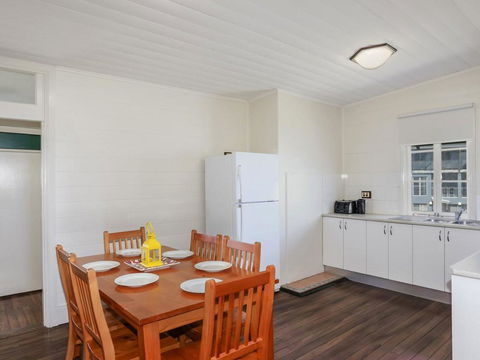 Yamba Pilot Cottage 2 - Pets Welcome - Close To Beach - Accommodation Mermaid Beach 2