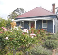 Yarram Cottage Art and Accommodation - Accommodation Mermaid Beach