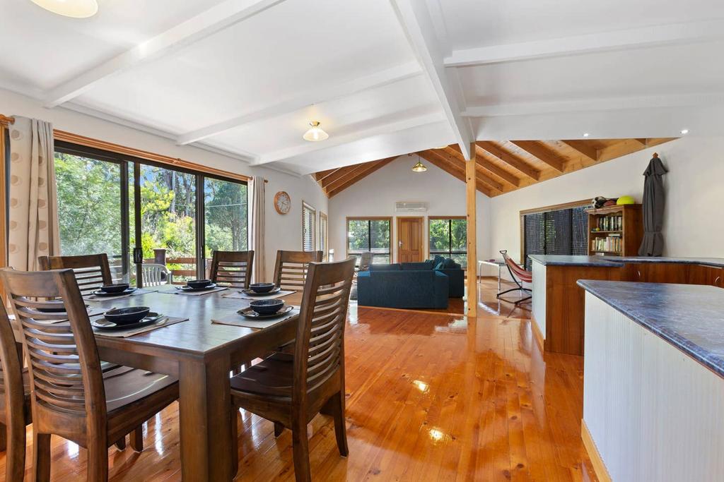 Kolora VIC Accommodation Mermaid Beach
