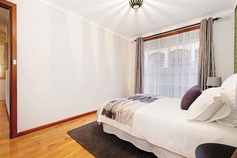Your Ballarat Home - Accommodation Mermaid Beach 3