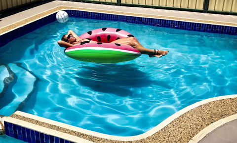 ZED MOTELS Tropical Gateway - Accommodation Mermaid Beach 1