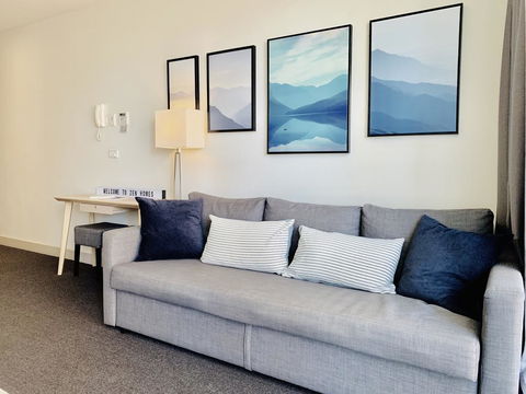 ZEN Homes On Collins - Accommodation Mermaid Beach 2