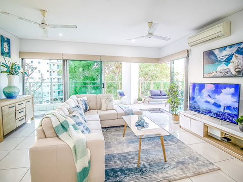 ZEN TOWERS - COZY HOLIDAY HOME For Families In CBD - Accommodation Mermaid Beach 1