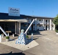 Zorba Waterfront Motel - Accommodation Mermaid Beach