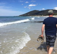 Rose Cottage sisters beach accommodation - Accommodation Mermaid Beach