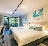 Nightcap at Kawana Waters Hotel