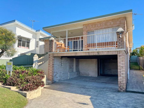 Adacos 19 On Sturt - Bring Your Own Linen - Accommodation Mermaid Beach 0